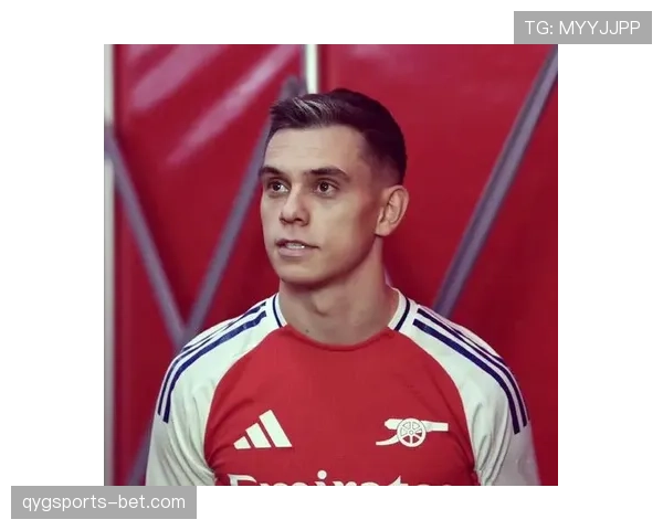 特罗萨德与格拉利什：效率型与控球型边锋的战术差异解析