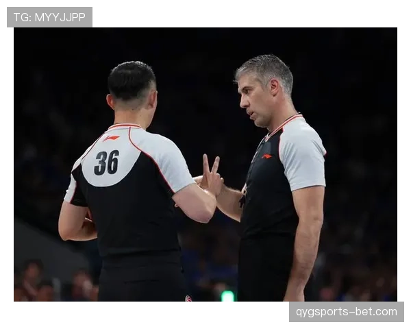 半场哨由裁判掌握：判定时刻与补时如何影响比赛